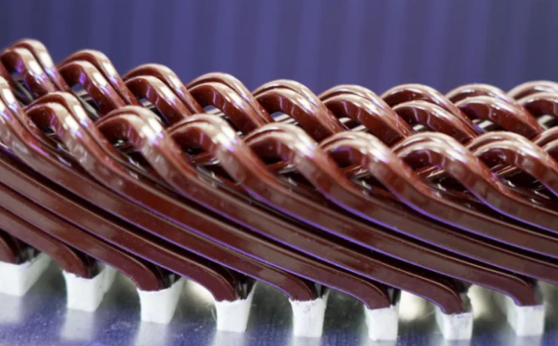 扁線電機(jī)扭線