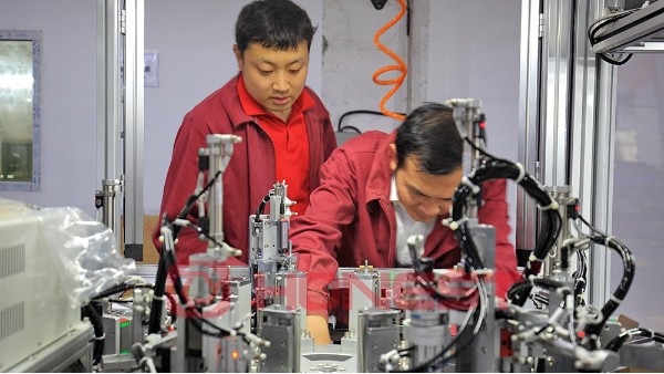 智能制造綠色經(jīng)濟(jì)發(fā)展，致力為客戶提供電機(jī)自動(dòng)化生產(chǎn)線方案