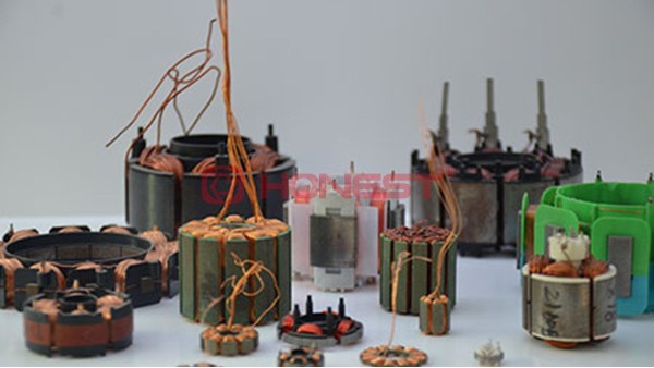 怎樣選擇合適的電機繞線機設備？