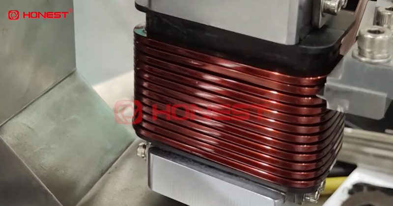 輪轂電機(jī)繞線