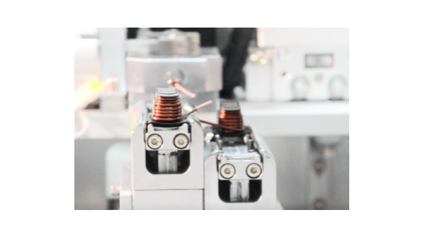 臥式繞線機的優(yōu)勢&特點