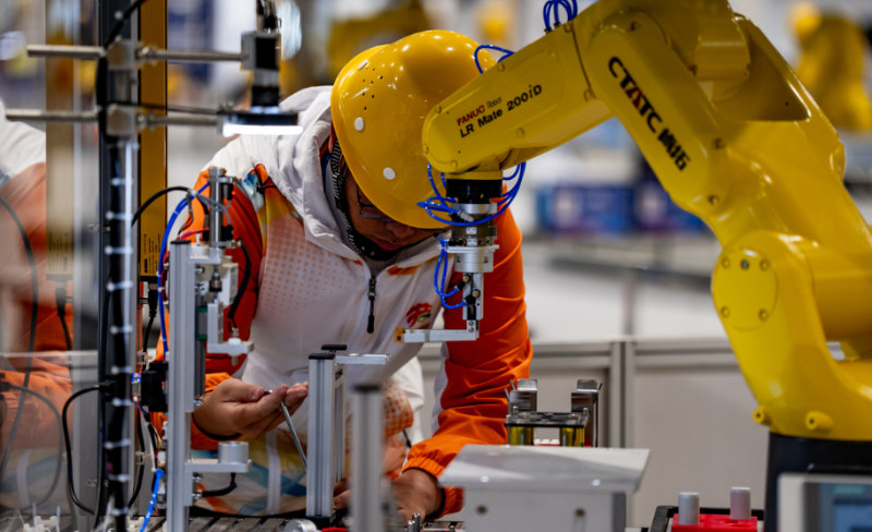 人工手動排除不良品