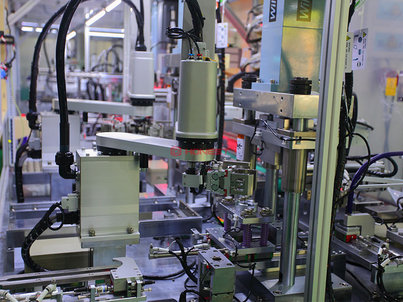 主驅(qū)電機(jī)自動(dòng)生產(chǎn)線